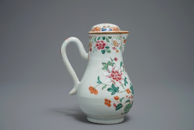 A Chinese famille rose ewer and basin with floral design, Qianlong