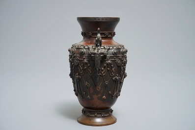 Un vase en bronze incrust&eacute;, Sino-Tibet, 18/19&egrave;me
