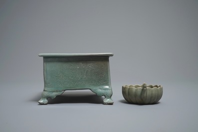 A Chinese celadon jardini&egrave;re and a Korean dragon-handle cup, 19th C.