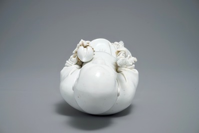 A Chinese blanc de Chine figure of Shou Lao, 19/20th C.