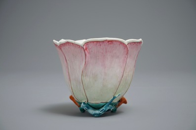 A large Chinese famille rose magnolia-shaped cup on stand, Yongzheng