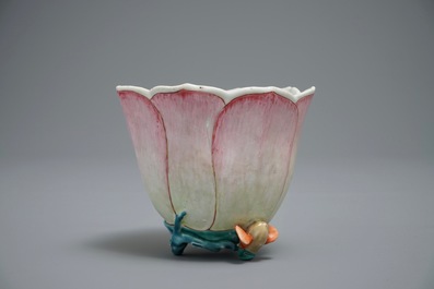 A large Chinese famille rose magnolia-shaped cup on stand, Yongzheng