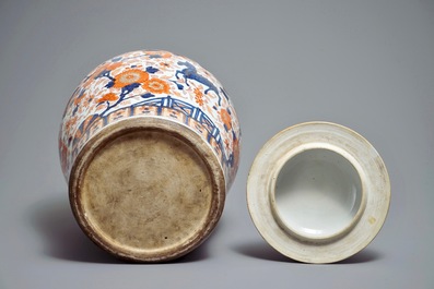 A large Chinese Imari-style vase and cover with phoenix and qilins, Kangxi