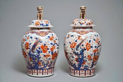 A pair of very large Chinese Imari-style vases and covers with pheasants, Kangxi