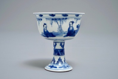 Een Chinese blauwwitte kom op voet, Chongzhen