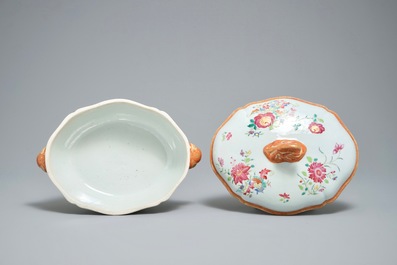 A pair of Chinese famille rose covered tureens on stands, Qianlong