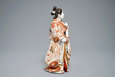 Een Japanse Imari figuur van een Bijin, Edo, 17/18e eeuw