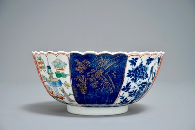 A lobed Chinese famille verte bowl with 'shells' design, Kangxi