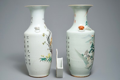 Two Chinese qianjiang cai vases and a wall hanger for chopsticks, 19/20e eeuw