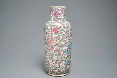 A Chinese famille rose dragon vase, 19th C.