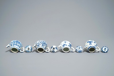 Vier Chinese blauwwitte meloenvormige theepotjes, Kangxi