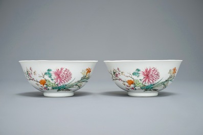 Two fine Chinese famille rose bowls with floral design, Guangxu mark, 19/20th C.