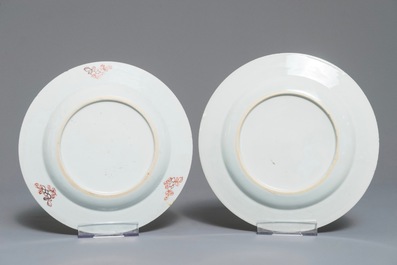Five Chinese famille rose plates, Yongzheng and Qianlong