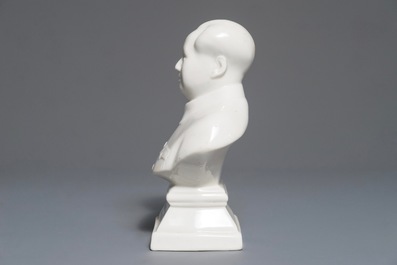 A Chinese Mao Zedong bust, 2nd half 20th C.