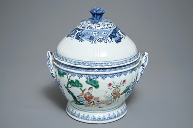 A Chinese famille rose tureen and cover, Qianlong
