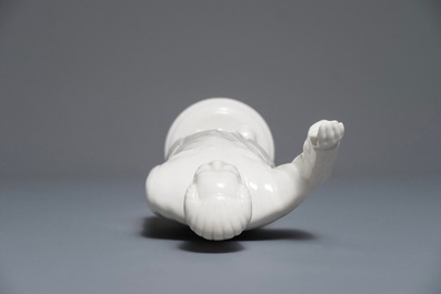 A tall Chinese figure of Mao Zedong waving, 2nd half 20th C.