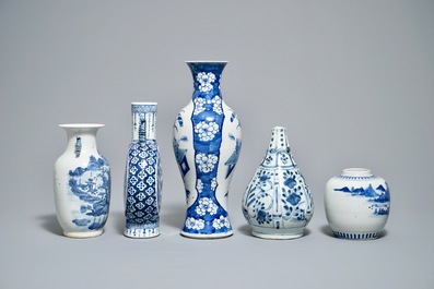 Five various Chinese blue and white vases, Wanli and 19/20th C.