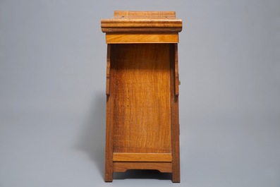 Un cabinet d'autel de style Ming en bois de hongmu, Chine, Qing