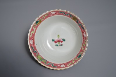 Six Chinese Straits or Peranakan famille rose bowls with phoenixes and peonies, 19th C.