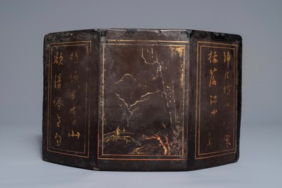 Un autel d'offerande en laque et bois dor&eacute; pour le march&eacute; Peranakan ou Straits, Chine, 19&egrave;me