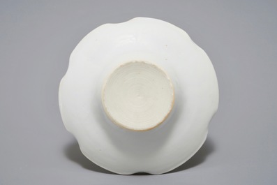 Three Chinese famille rose vases and a covered bowl on stand, various marks, 19/20th C.