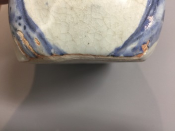 A Chinese blue and white kraak porcelain frog-shaped kendi, Wanli