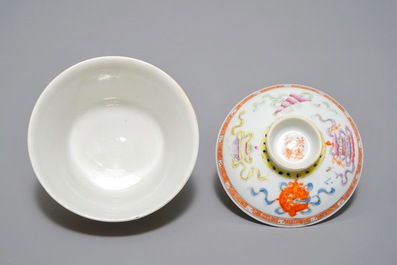 Three Chinese famille rose vases and a covered bowl on stand, various marks, 19/20th C.