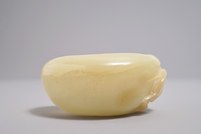A Chinese jade calligraphy water jar with spoon, 19/20th century