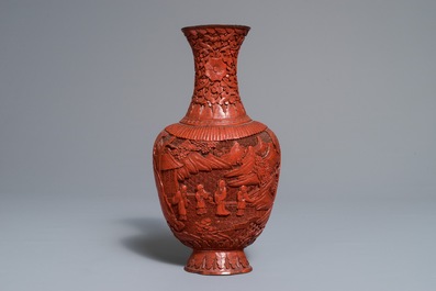 Un vase et une bo&icirc;te couverte de forme ronde en laque rouge, Chine, 19/20&egrave;me
