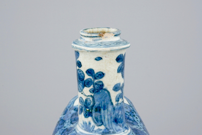 A Chinese blue and white kraak porcelain frog-shaped kendi, Wanli