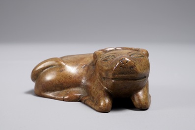Un presse-papiers en bronze en forme de buffle, Chine, 18/19&egrave;me