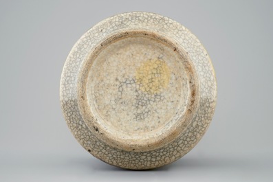 A Chinese famille verte crackle ware bottle vase, 19th C.
