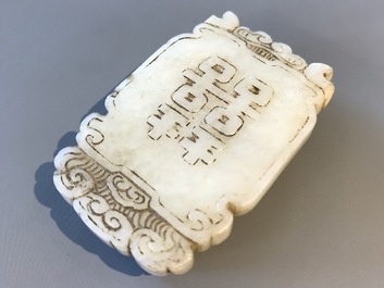 Nine various Chinese jade carvings, 20th C.