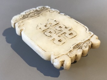 Nine various Chinese jade carvings, 20th C.