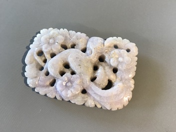 Nine various Chinese jade carvings, 20th C.