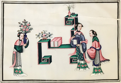 Une vitrine d'applique en bois, deux albums de peintures et un portrait sur papier de riz, 19/20&egrave;me