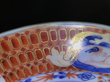 A Chinese Imari-style plate after Cornelis Pronk: &ldquo;Dames au Parasol", Qianlong, ca. 1736-1738