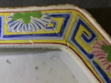 A Chinese famille rose Wu Shuang Pu jardini&egrave;re on stand, 19th C.