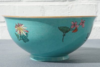 A Chinese famille rose turquoise-ground bowl, Qianlong mark, 19/20th C.