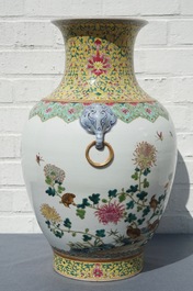 A Chinese famille rose hu vase with quails, Jiaqing mark, 19/20th C.