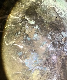 Un grand br&ucirc;le-parfum en bronze incrust&eacute; de divers m&eacute;taux, 18/19&egrave;me