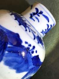 Un bel ensemble en porcelaine de Chine bleu et blanc, Kangxi et apr&egrave;s