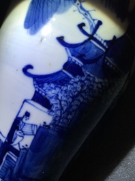 Un bel ensemble en porcelaine de Chine bleu et blanc, Kangxi et apr&egrave;s