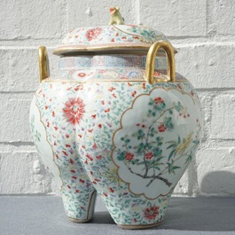 A Chinese famille rose incense burner and cover, mark of Jiangxi Porcelain Company, Republic, 20th C.