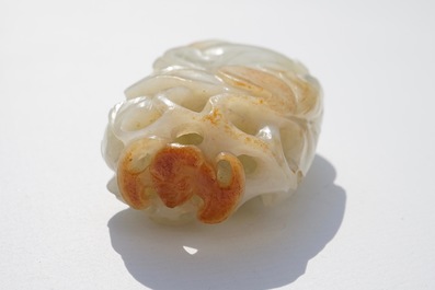 Nine various Chinese jade carvings, 20th C.