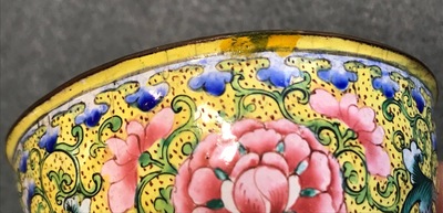Six Chinese Canton enamel yellow-ground tea bowls, 18/19th C.