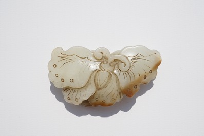 Nine various Chinese jade carvings, 20th C.
