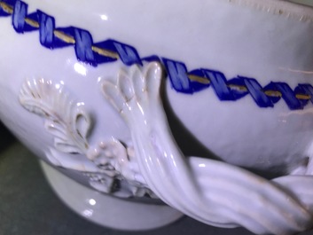 A Chinese export porcelain 'Mysterious urn' tureen and cover on stand, Qianlong/Jiaqing