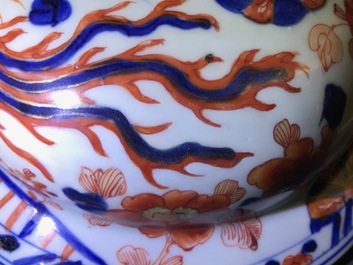A large Chinese Imari-style vase and cover with phoenix and qilins, Kangxi