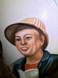 Een Chinese vaas met decor uit de Culturele Revolutie, 20e eeuw